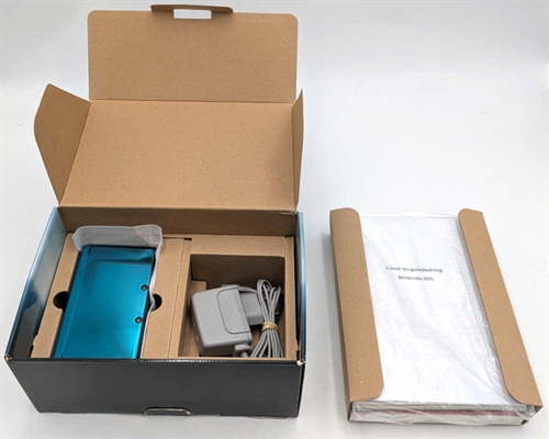 Nintendo 3DS - Aqua Blue - Complete In Box - Console - SNR CEM103093107 (B Grade) (Used)